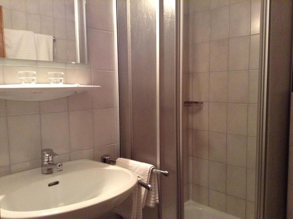 Hotel St. Hubertushof Zell am See Habitación foto